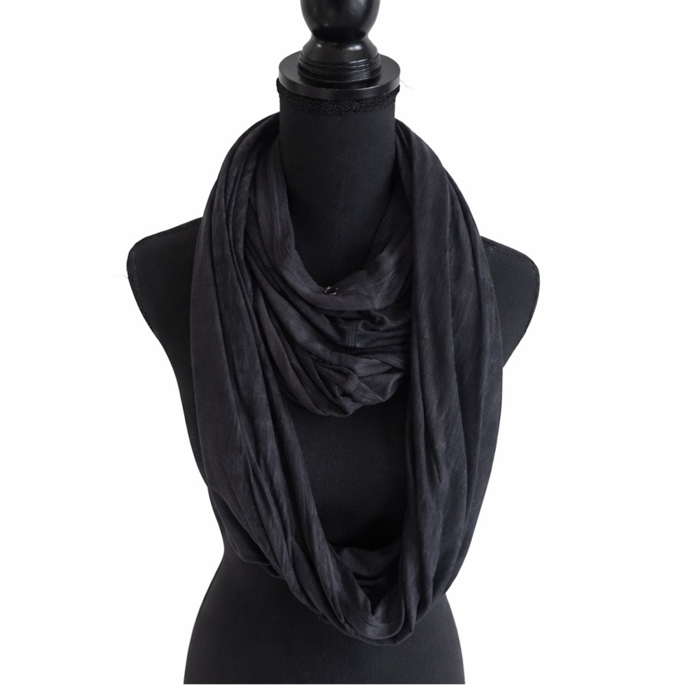 Lululemon Black Gray Infinity Scarf